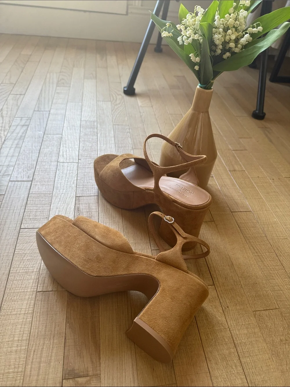 Suede Platform Sandals 🌱🍃Paris